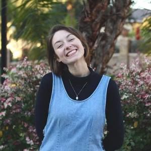 Meet your Posher, Abigail